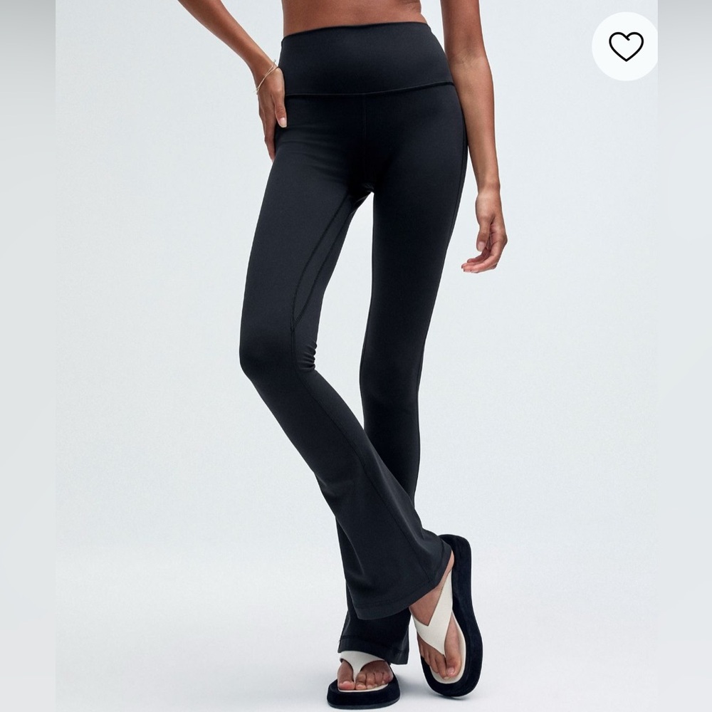 Women’s Lululemon Align High-Rise Mini Flare Pant, short size 8, black